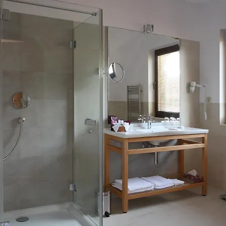 Dr Irena Eris Wzgorza Dylewskie - Siedliska Villa