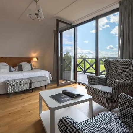 Dr Irena Eris Wzgorza Dylewskie - Siedliska * Wysoka Wieś