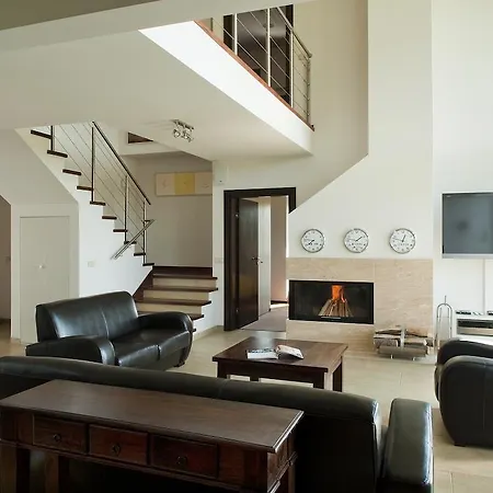 Dr Irena Eris Wzgorza Dylewskie - Siedliska * 바이소카 비스