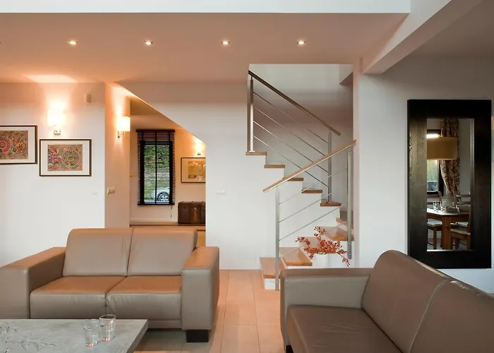 Villa Dr Irena Eris Wzgorza Dylewskie - Siedliska *